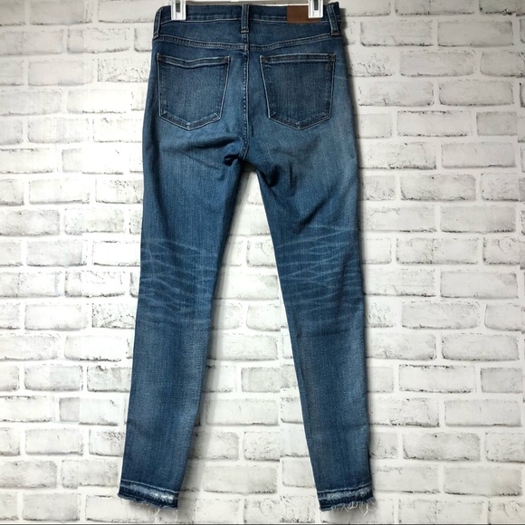 MADEWELL 9” High Waisted Jeans Blue Raw Hem Distracted Edition Denim Size 27 Y2K - Picture 4 of 13